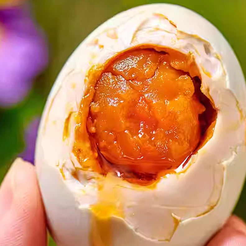 Trứng Vịt Muối Luộc Yummy 4 quả (220 g) – lòng đỏ đỏ, béo ngậy