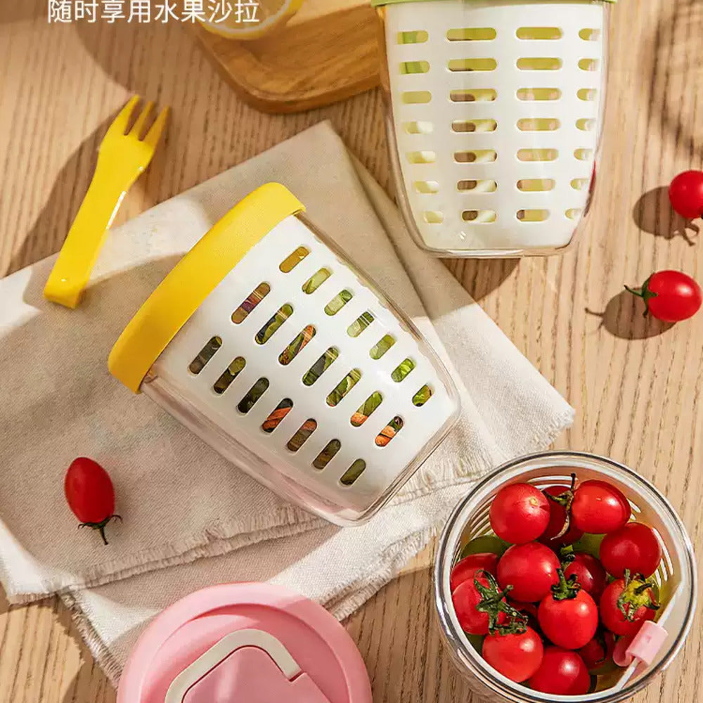 Modern-Housewife-Portable-Fruit-Cup-with-Built-In-Strainer-&-Fork,-Green-–-650-ml-2