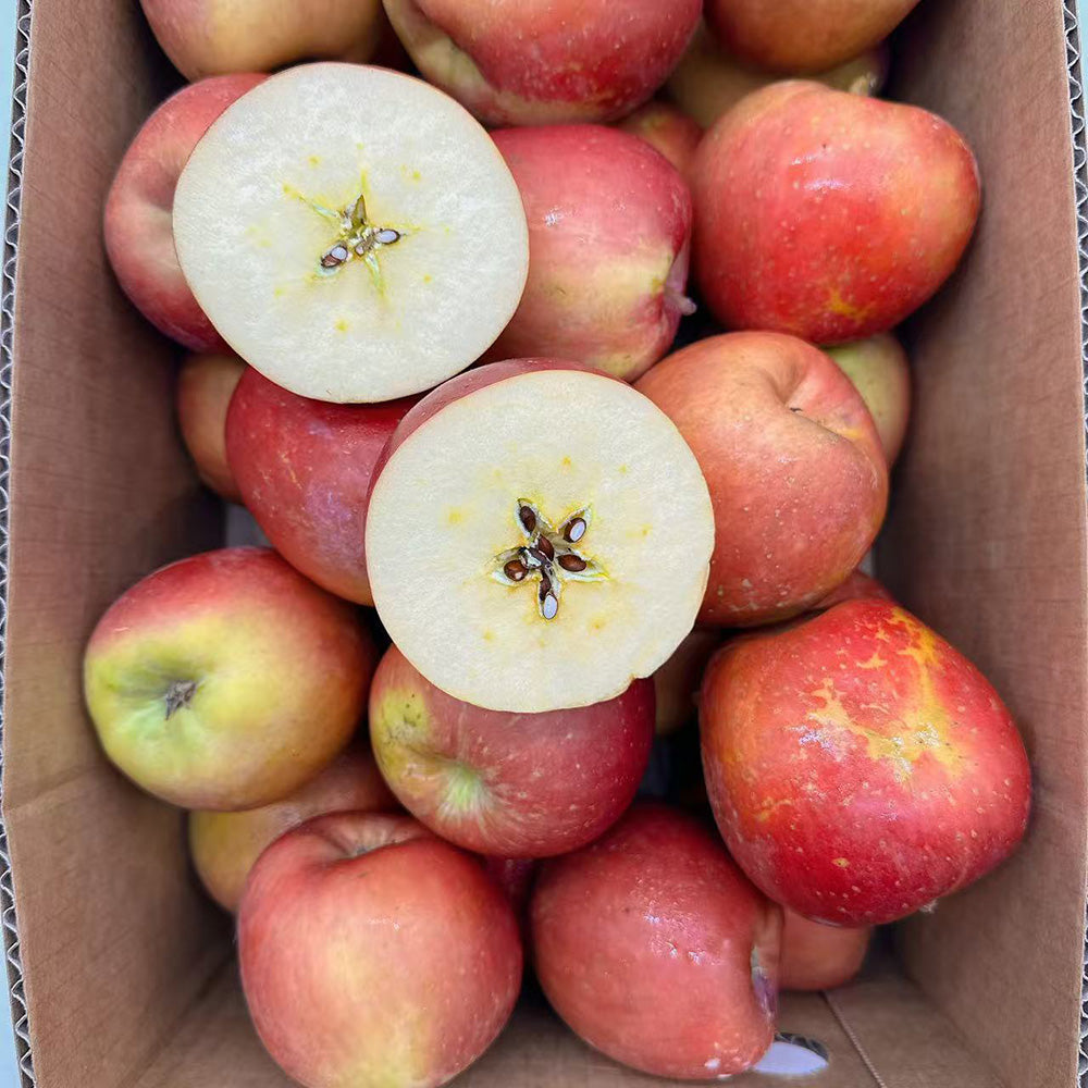 Organic-Honeycore-“Sugar-Heart”-Apples-–-0.9-1kg-1