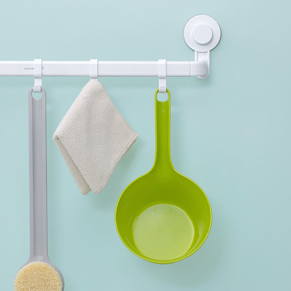 Chahua-Universal-Large-Water-Scoop---Random-Green-or-Orange-X2-1
