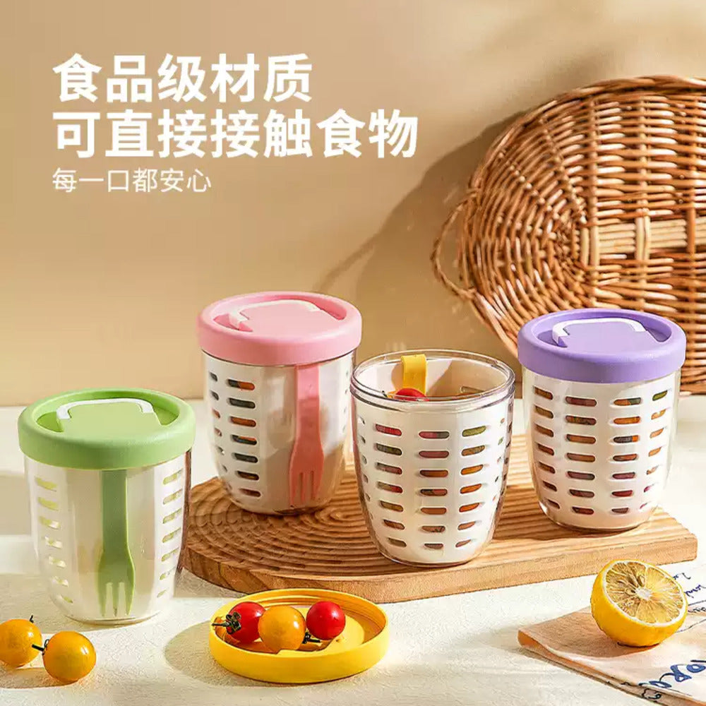 Modern-Housewife-Portable-Fruit-Cup-with-Built-In-Strainer-&-Fork,-Green-–-650-ml-4