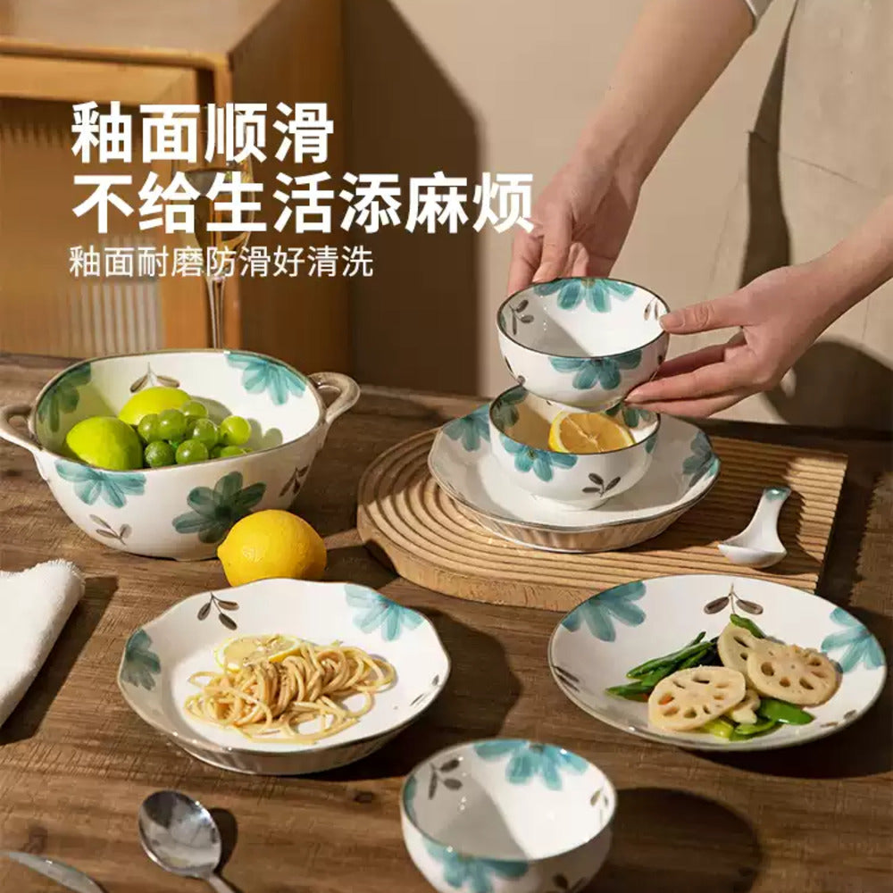 Modern-Housewife-“Qingyuan”-Ceramic-Fish-Serving-Plate-with-Floral-Motif-4
