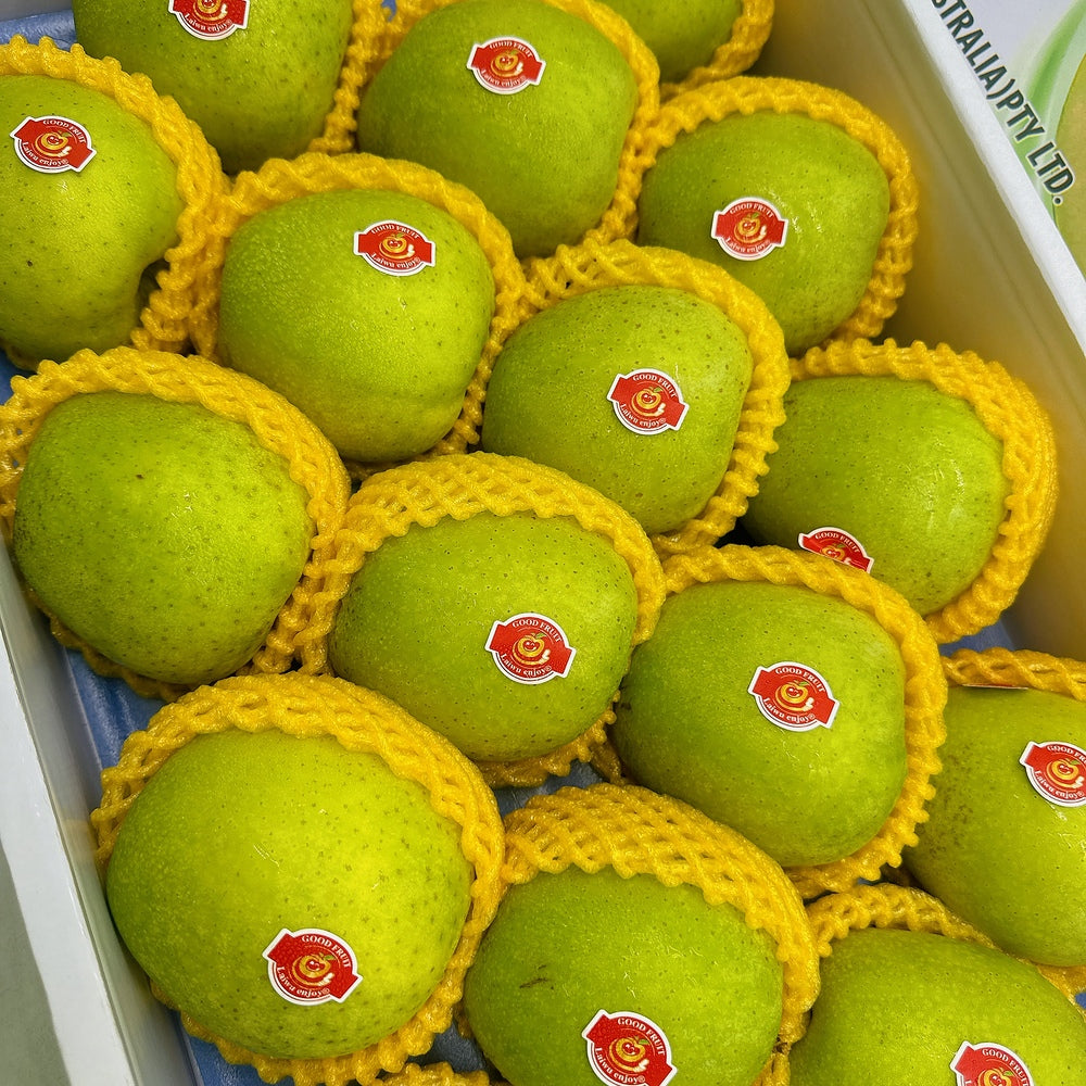 Wang-Lin-Apples---Box-of-4kg-1