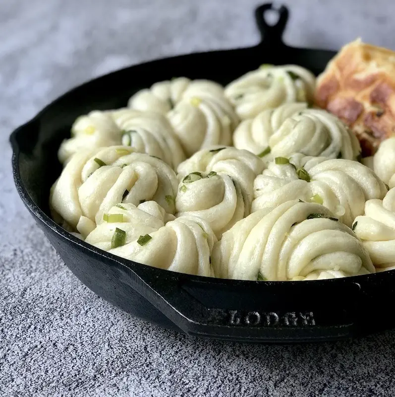 Chinese Flower Buns (Hua Juan)